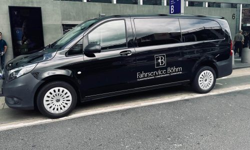 auto_seite_total_mercedes_9_sitzer